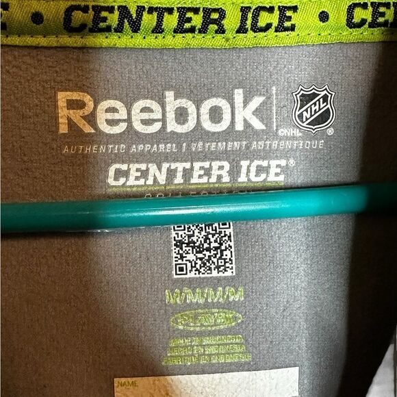 PITTSBURGH PENGUINS REEBOK PLAY DRY PERFORMANCE JACKET MEDIUM ZIP UP - Picture 3 of 7